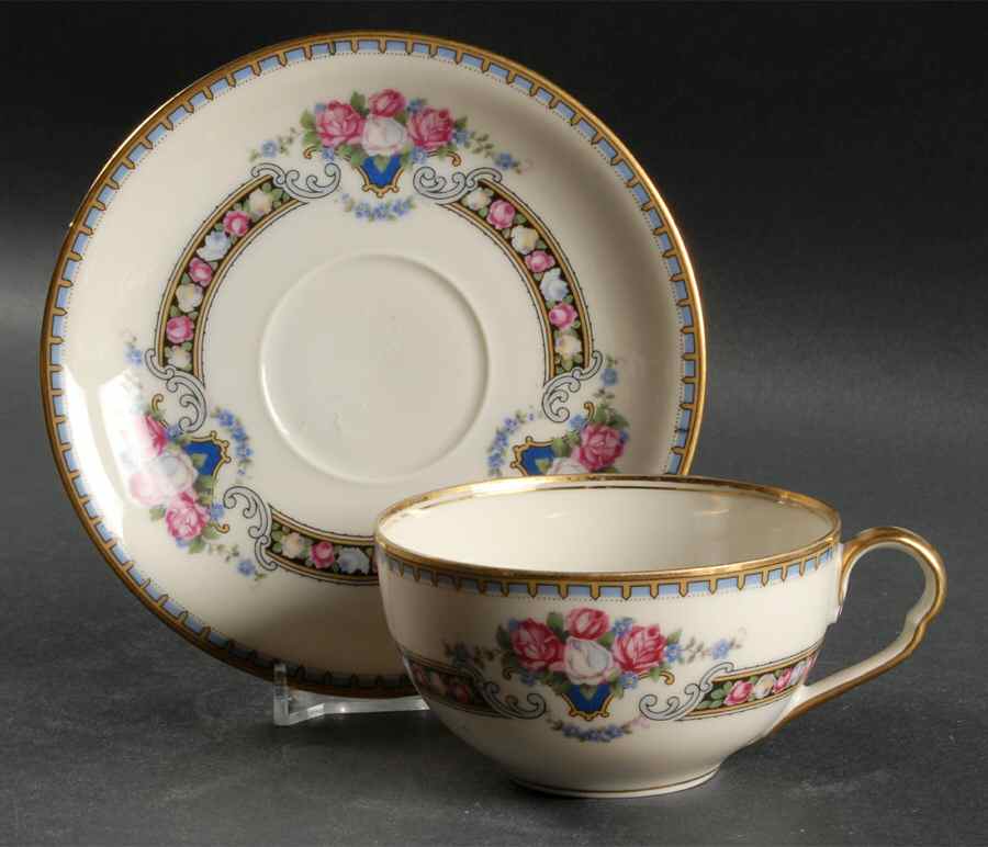 Belasco Flat Cup & Saucer Set by Black Knight-1