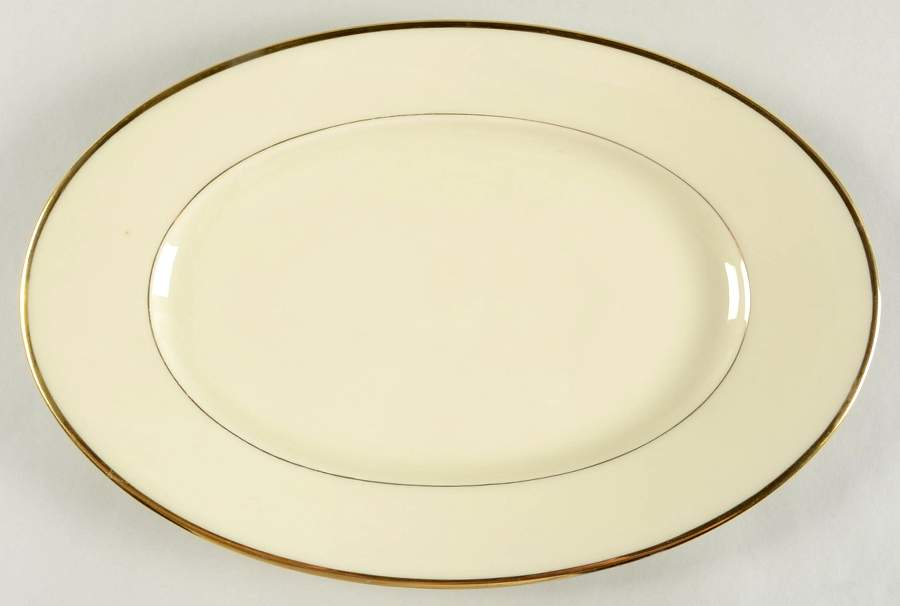 Colombia Cream 14" Oval Serving Platter by Black Knight-1