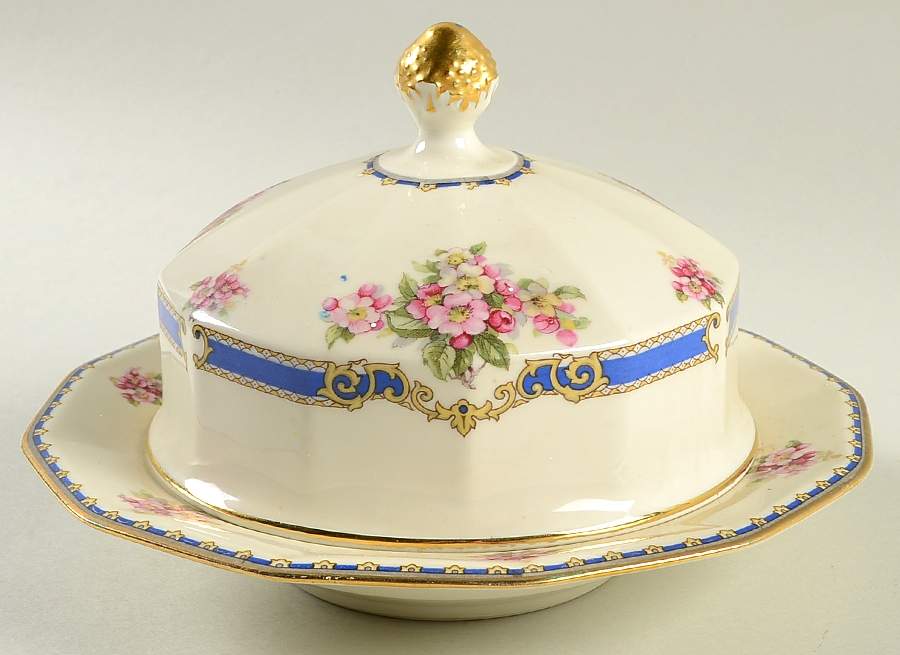 Trentino Round Covered Butter by Black Knight-1