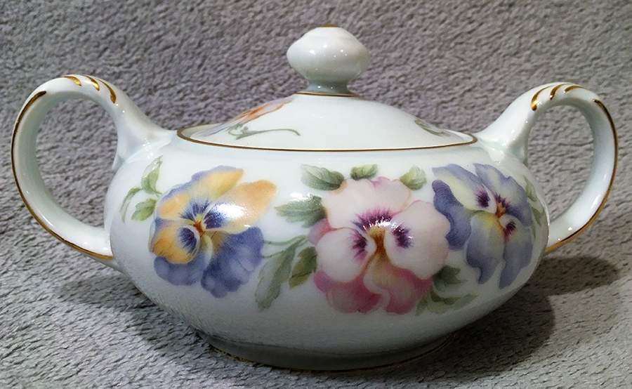 2060 Sugar Bowl & Lid by Bohemia Ceramic Works-1