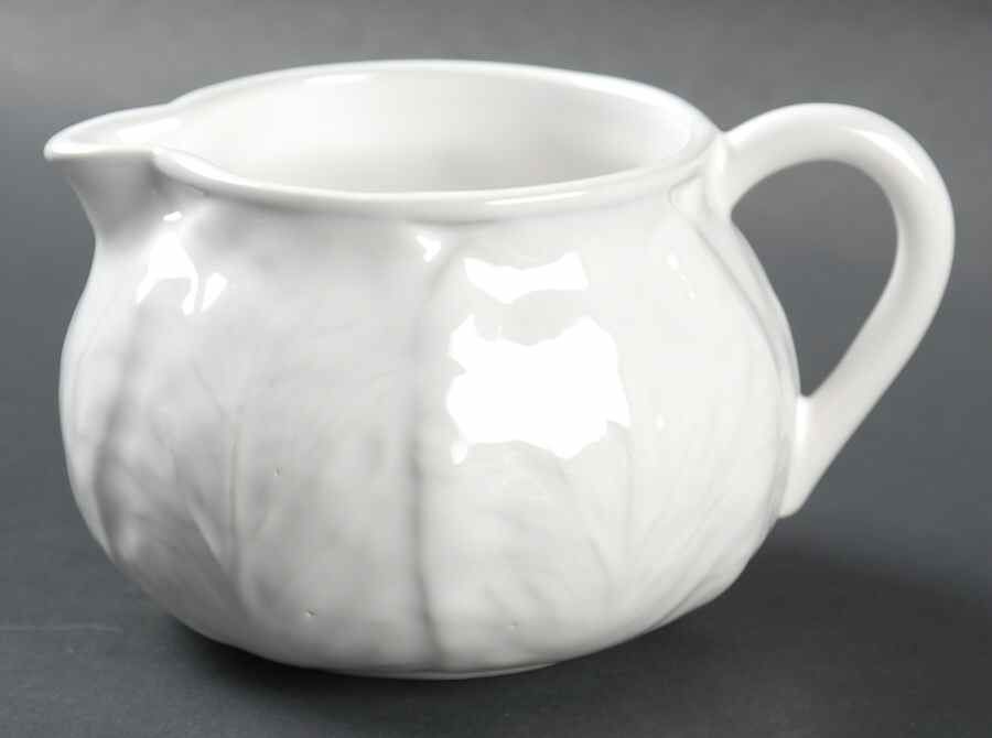 Cabbage White Creamer by Bordallo Pinheiro-1