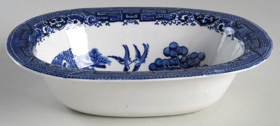 Willow Blue 9" Oval Vegetable Bowl by British Anchor-1