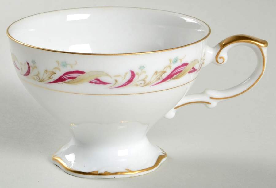 Concerto Footed Cup by Breton-1