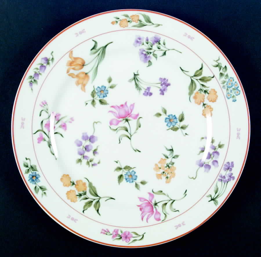 Floral Fantasy Dinner Plate by Georges Briard-1