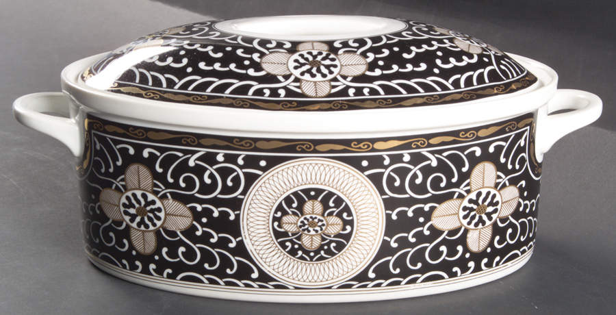 Royal Tapestry 2 Quart Oval Covered Casserole by Georges Briard-1