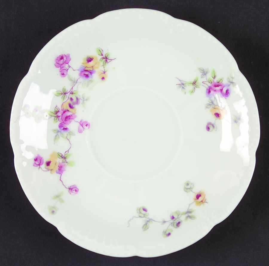 5789 Saucer by Bassett-1