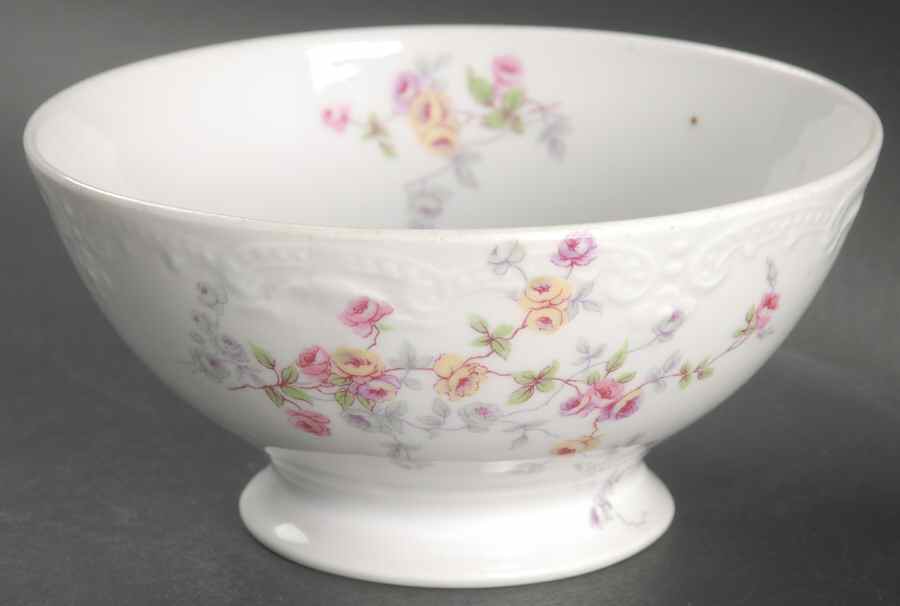5789 Cranberry Bowl by Bassett-1