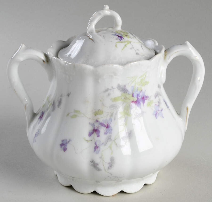 5186 Sugar Bowl & Lid by Bassett-1