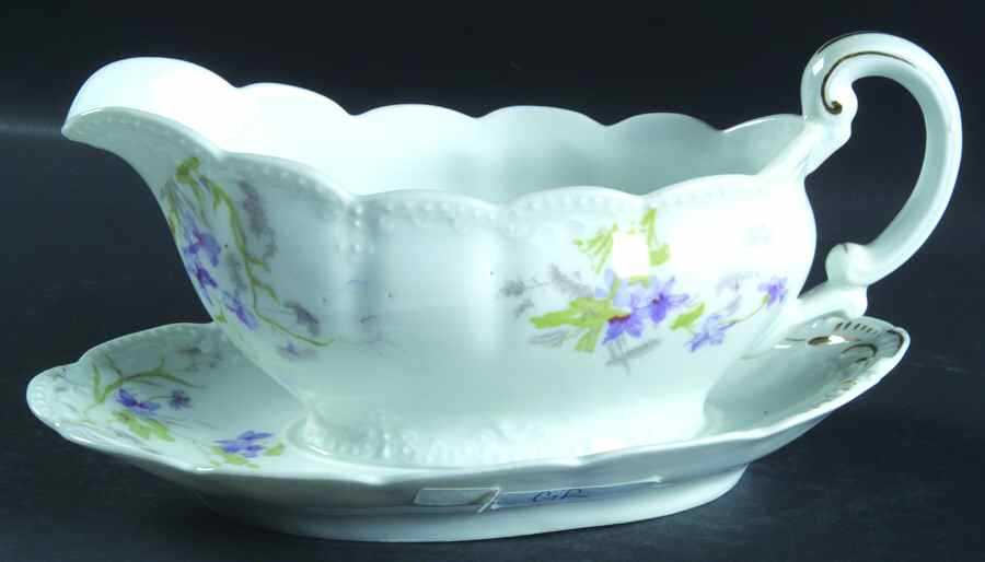 5186 Gravy Boat with Attached Underplate by Bassett-1