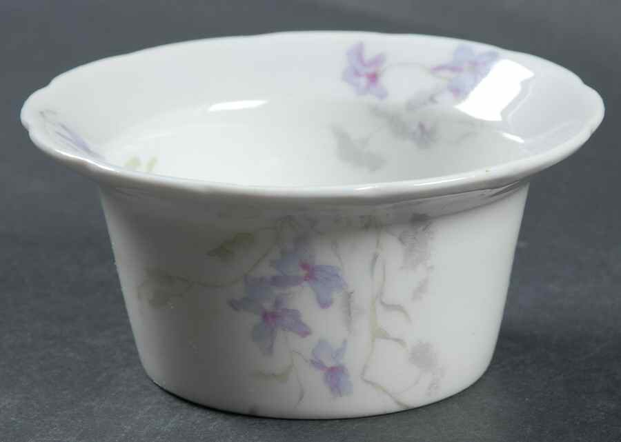 5186 Ramekin by Bassett-1