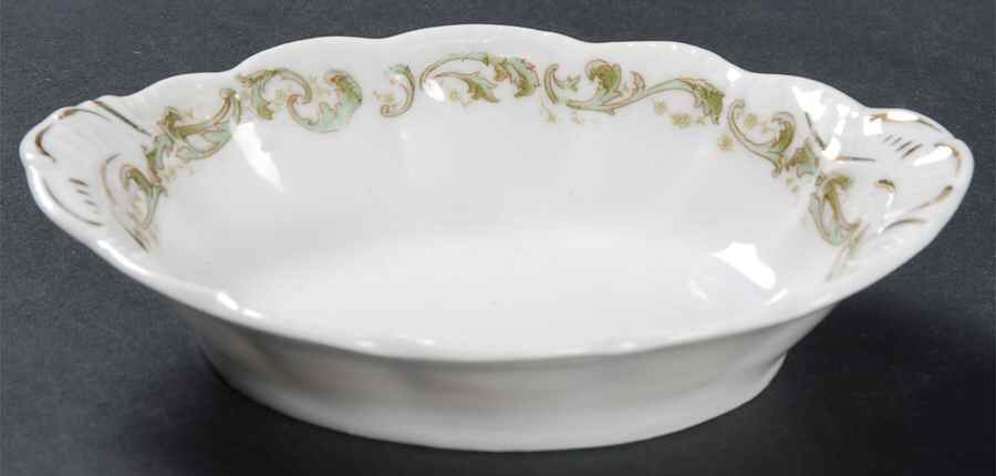 BSS11 Nut Dish by Bassett-1