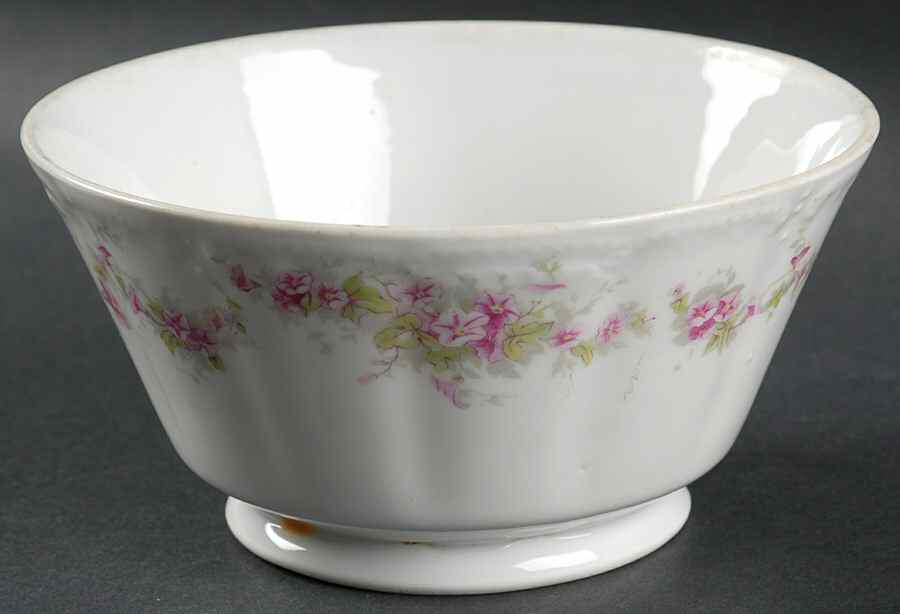 BSS3 Cranberry Bowl by Bassett-1