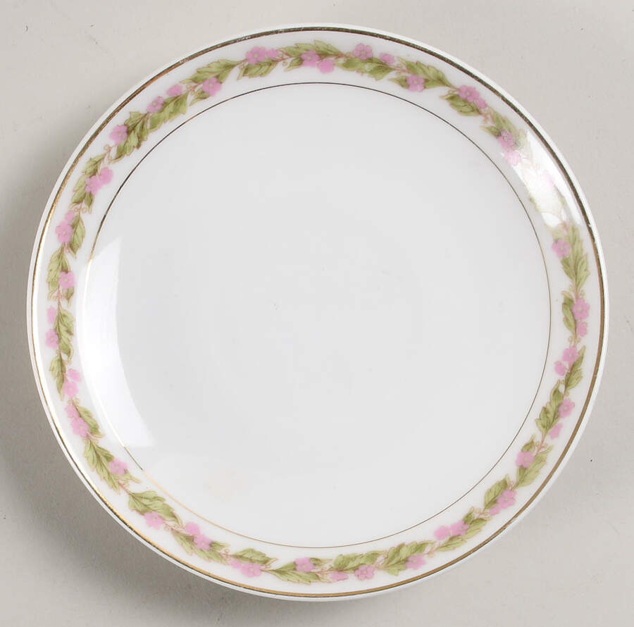 11532 Saucer by Bassett-1