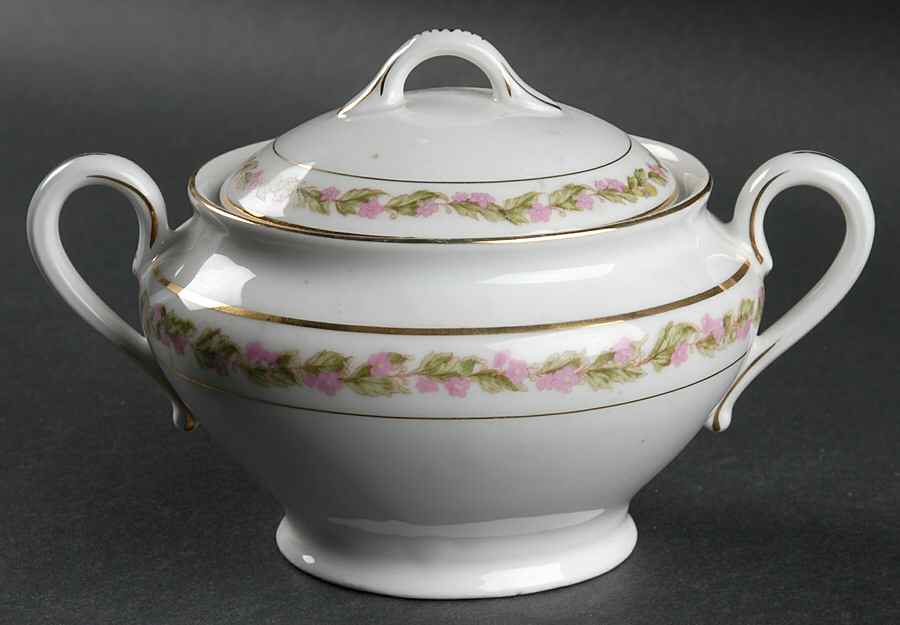 11532 Sugar Bowl & Lid by Bassett-1