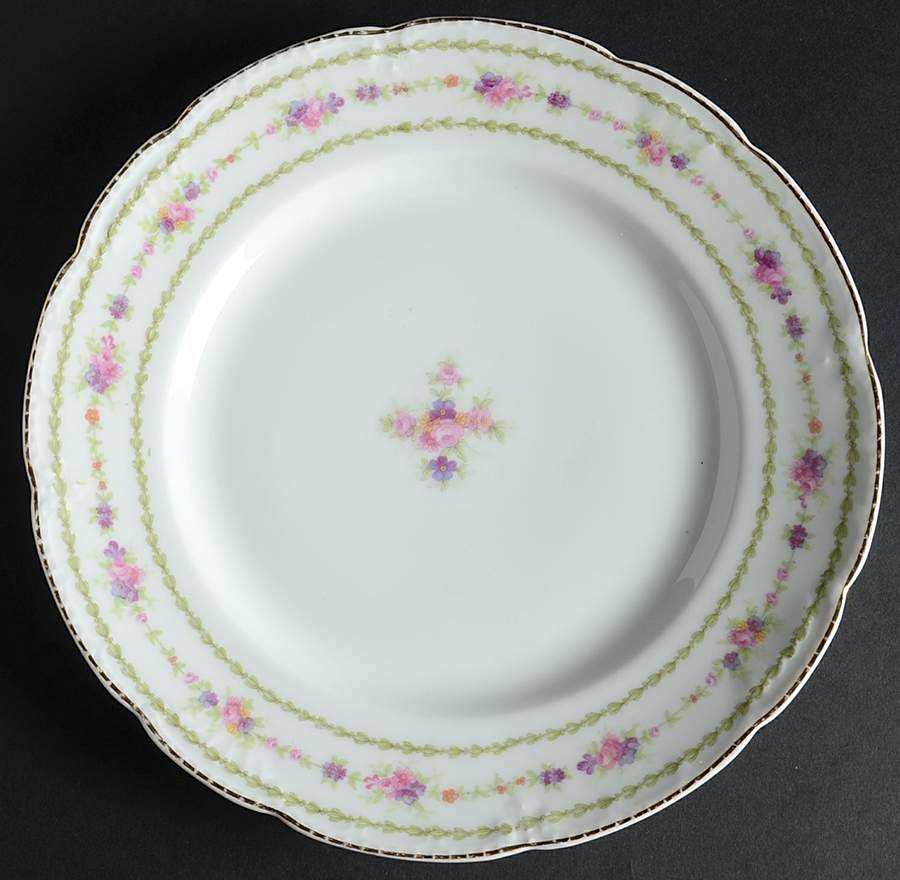 BSS9 Luncheon Plate by Bassett-1
