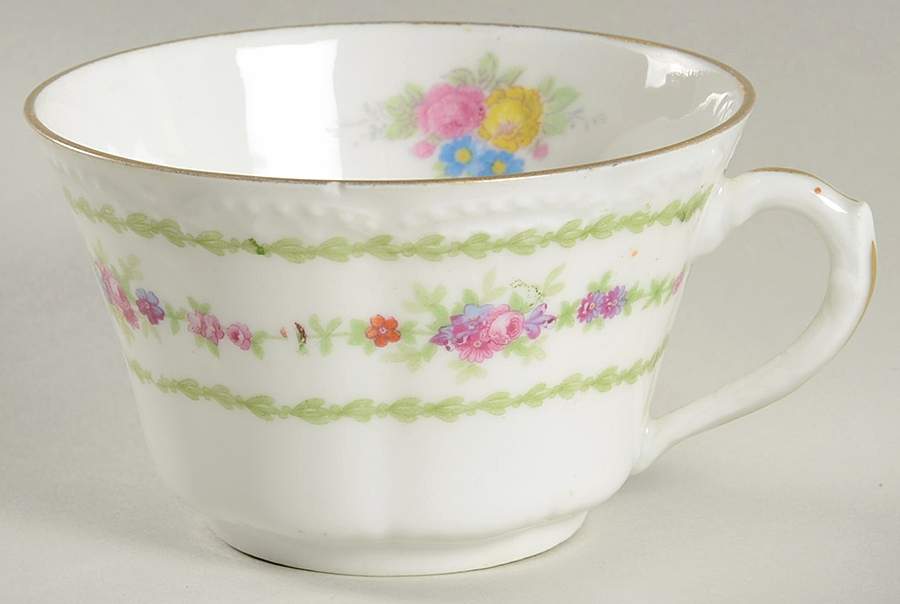 BSS9 Flat Cup by Bassett-1