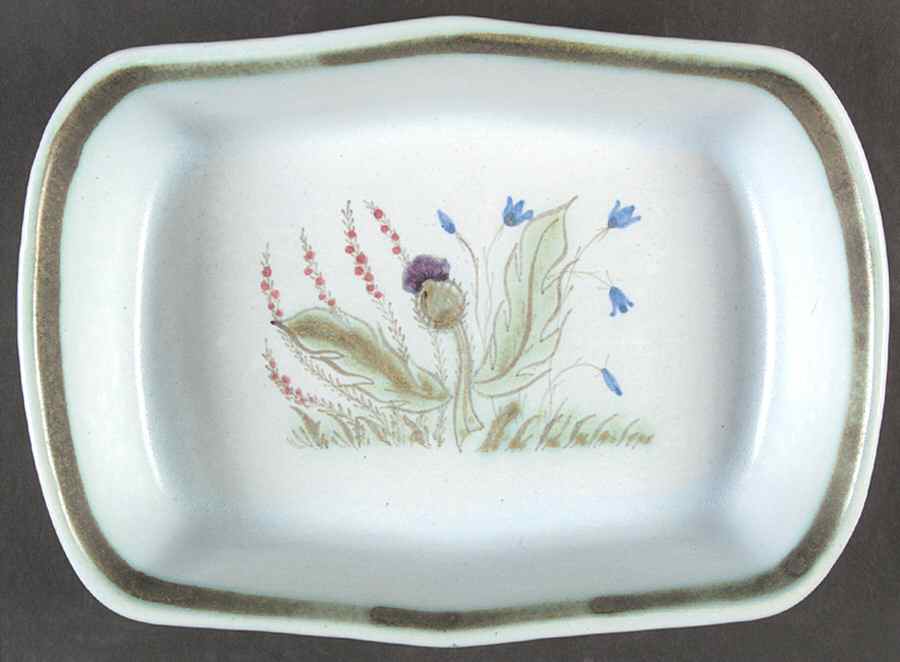 Thistleware 11" Rectangular Baker by Buchan-1