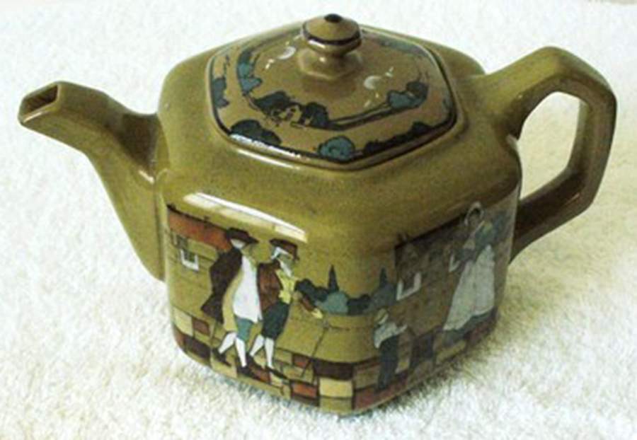 Ye Olden Days Teapot & Lid by Buffalo Pottery-1