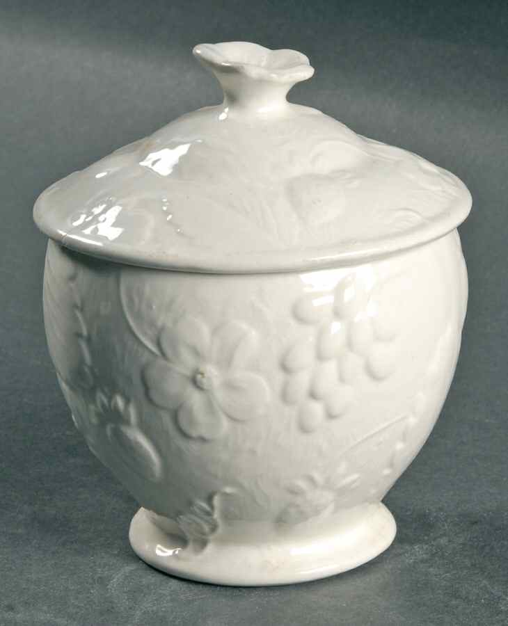 Strawberry and Grape Leaf White (Davenport) Sugar Bowl & Lid by Burgess & Leigh-1