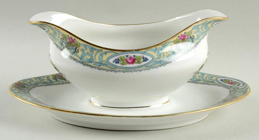 BWD50 Gravy Boat with Attached Underplate by Bawo & Dotter-1