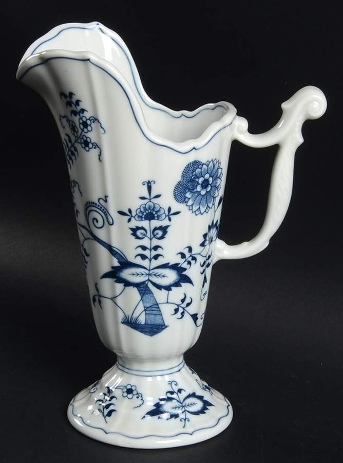 Blue Danube 10" Ewer by Blue Danube (Japan)-1