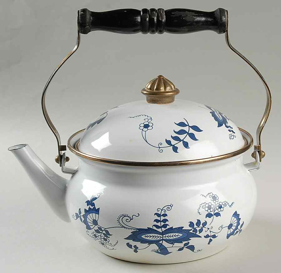 Blue Danube Metal Kettle & Lid by Blue Danube (Japan)-1