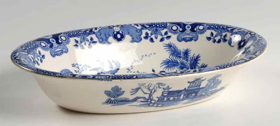 Willow Blue (Gold Trim) 9" Oval Vegetable Bowl by Burgess & Leigh-1