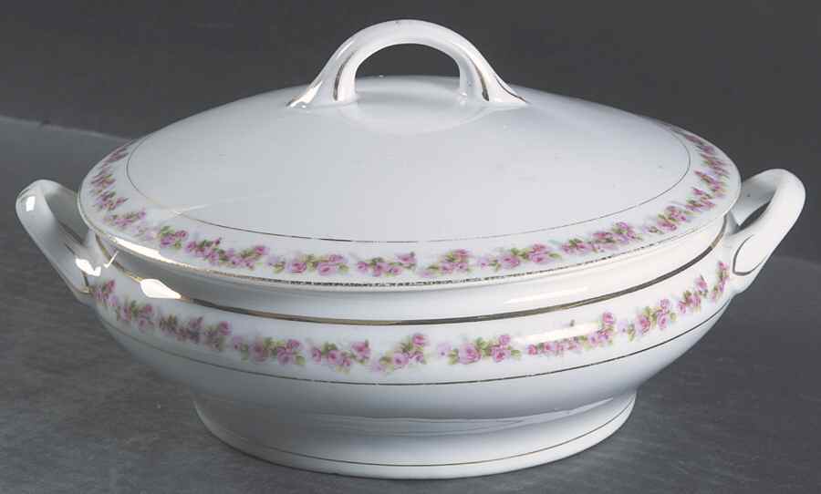 BSS31 Round Covered Vegetable by Bassett-1