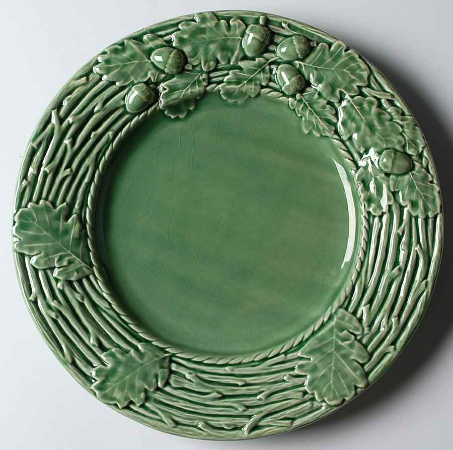 Oak Leaf Green Dinner Plate by Bordallo Pinheiro-1