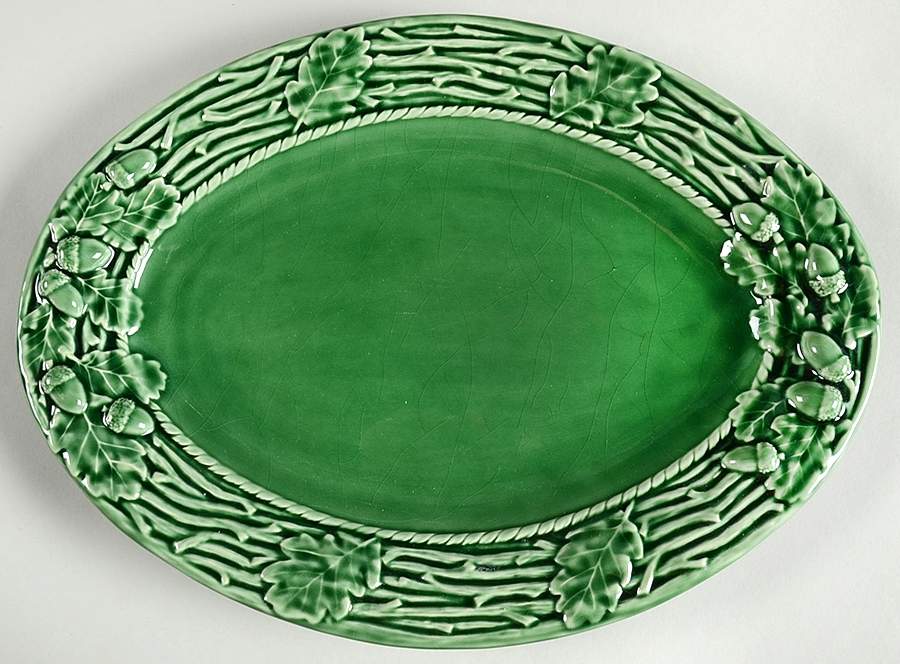 Oak Leaf Green 15" Oval Serving Platter by Bordallo Pinheiro-1