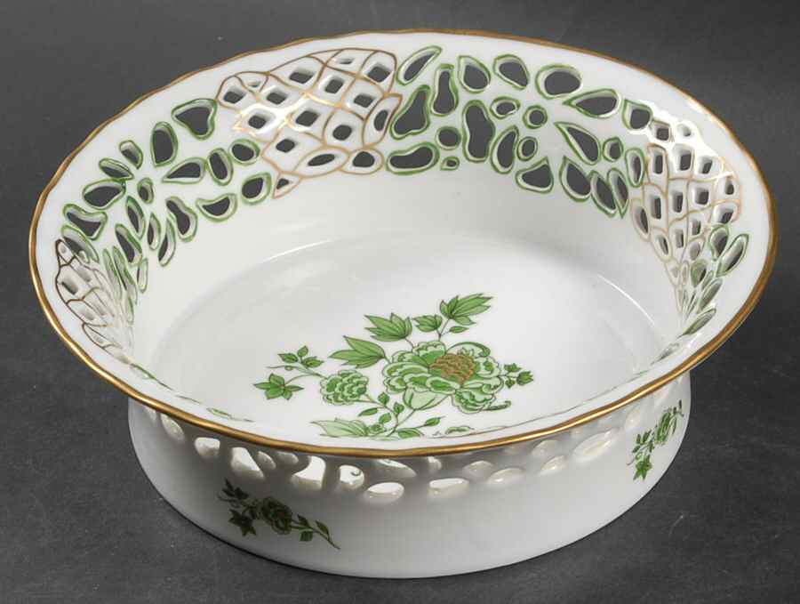 Chinois Green 7'' Pierced Round Bowl by Boglar-1