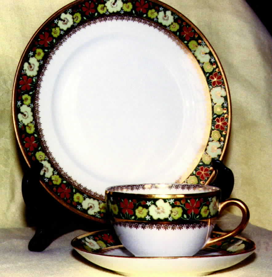 BER176 Dinner Plate by Bernardaud-1