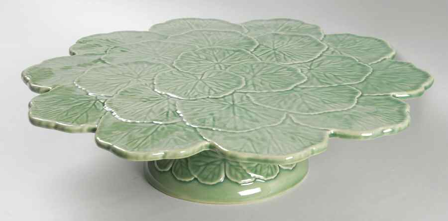 Geranium Green 11" Diameter Pedestal Cake Stand by Bordallo Pinheiro-1