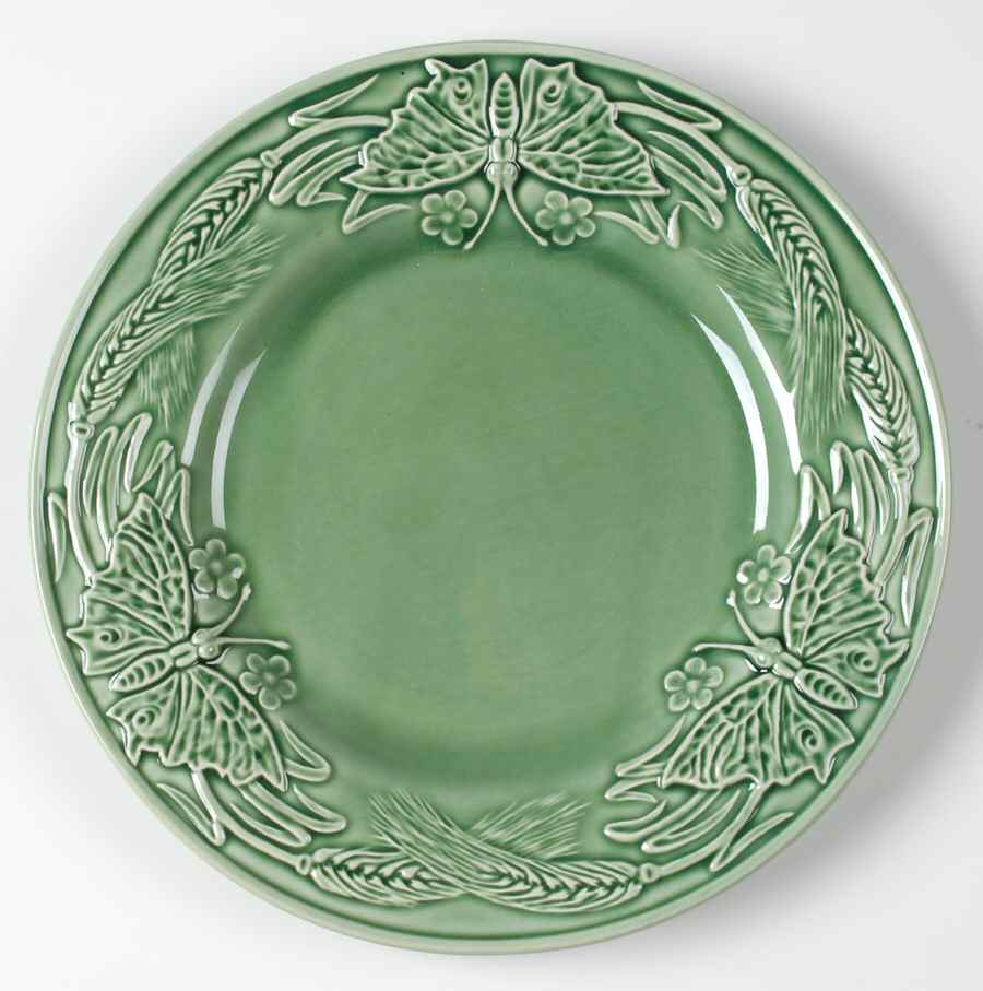 Papillon Ivy Green Dinner Plate by Bordallo Pinheiro-1