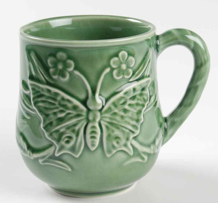 Papillon Ivy Green Mug by Bordallo Pinheiro-1