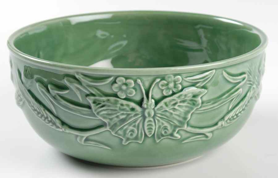 Papillon Ivy Green 7" Round Vegetable Bowl by Bordallo Pinheiro-1