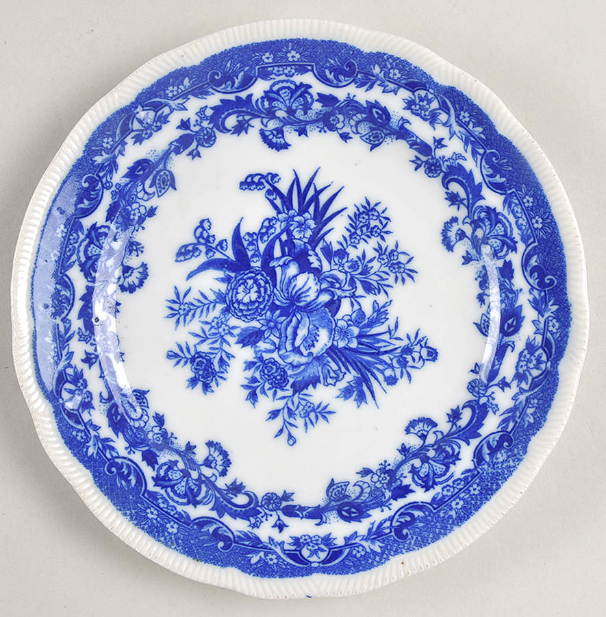 BUM1 Dessert/Pie Plate by Bluemont-1