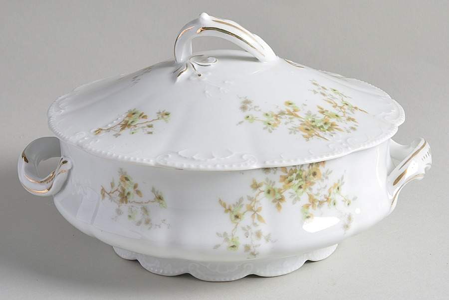BSS41 Round Covered Vegetable by Bassett-1