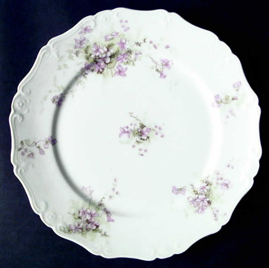 BSS43 Dinner Plate by Bassett-1