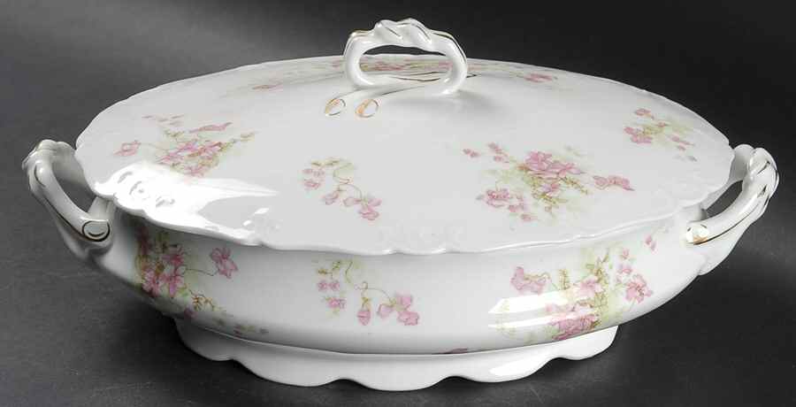 BSS43 Oval Covered Vegetable by Bassett-1