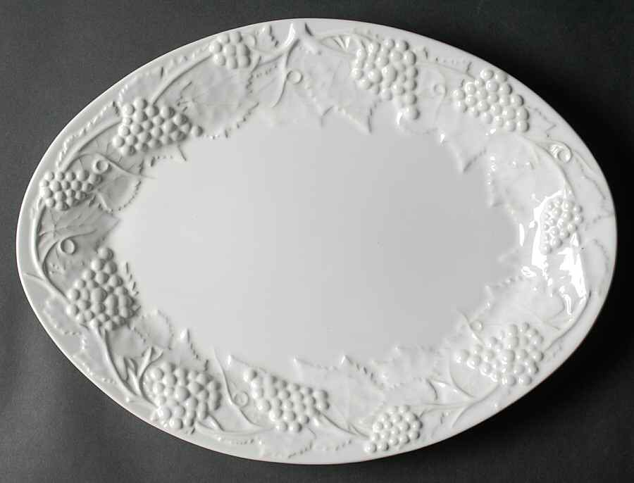 Grape White 15" Oval Serving Platter by Bordallo Pinheiro-1