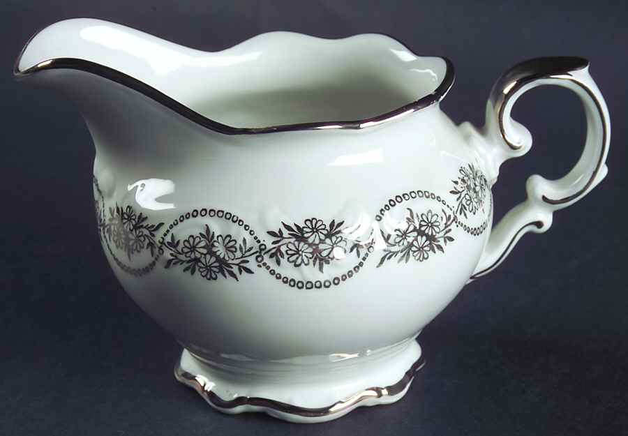 Bridal Wreath Creamer by Bavarian Crest-1