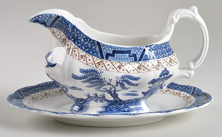 Real Old Willow (No Trim) Gravy Boat with Attached Underplate by Booths-1