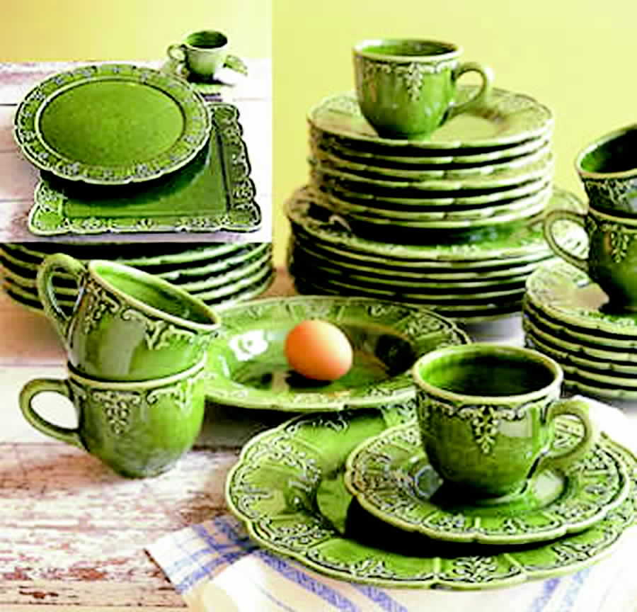 Green Fleur Dinner Plate by Bordallo Pinheiro-1