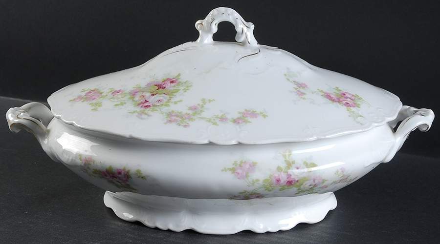 BSS50 Oval Covered Vegetable by Bassett-1