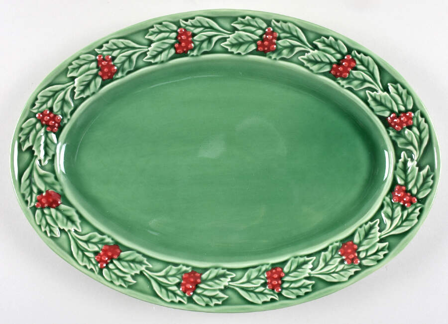 Holly (Christmas Holly) 13" Oval Serving Platter by Bordallo Pinheiro-1