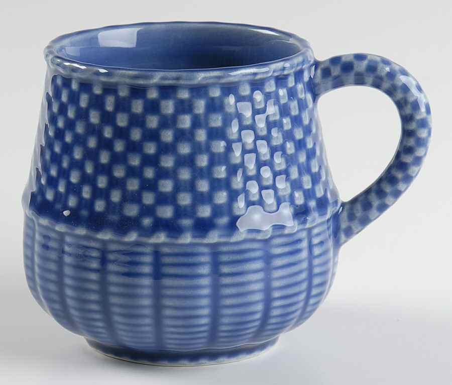 Basketweave Blue Mug by Bordallo Pinheiro-1