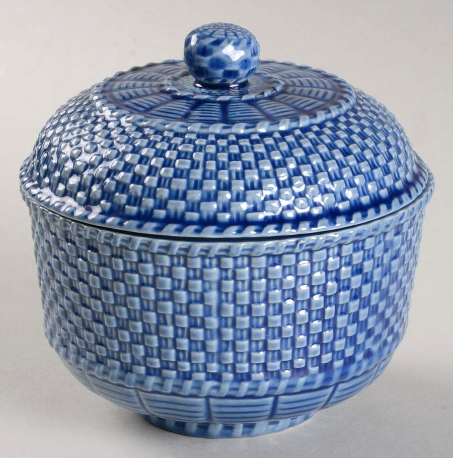 Basketweave Blue Sugar Bowl & Lid by Bordallo Pinheiro-1