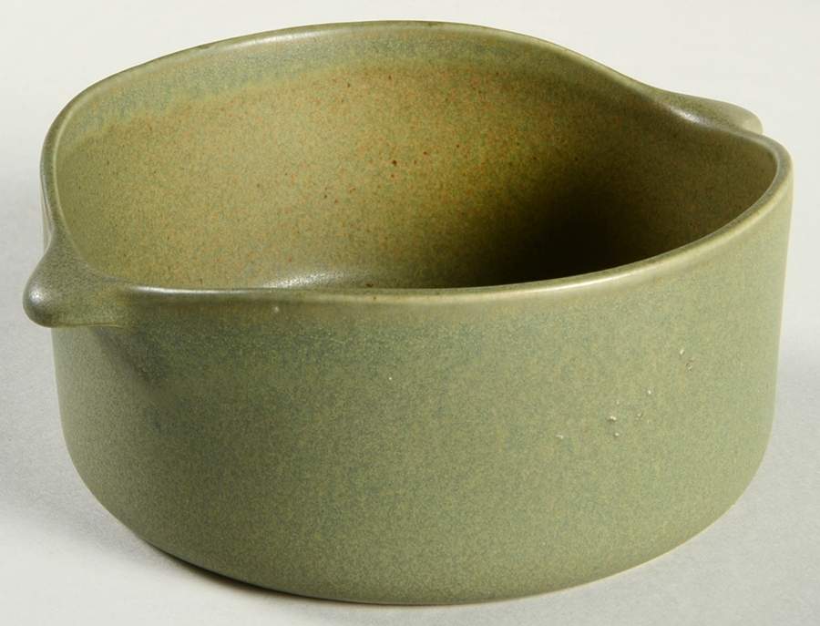 BEP5 Lugged Soup Bowl by Bennington Potters-1