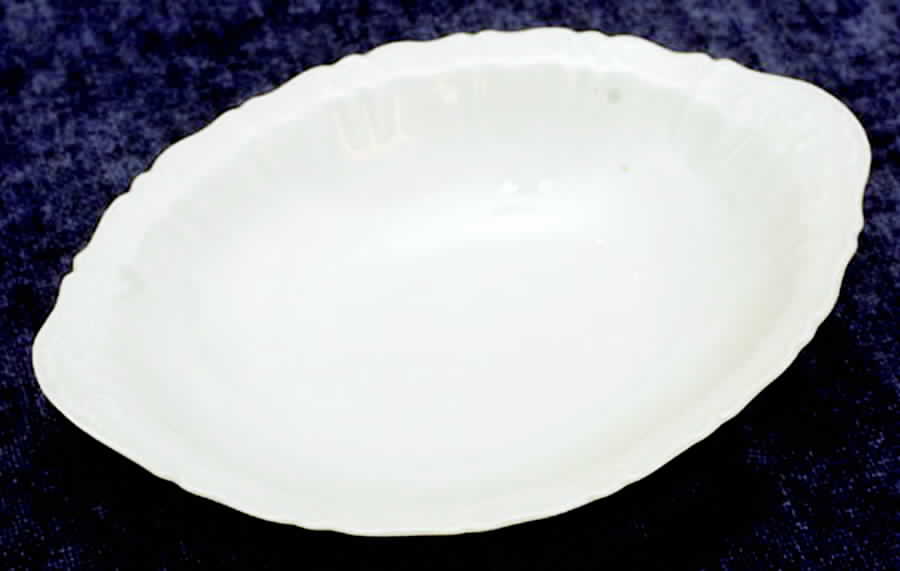 4380 10" Oval Vegetable Bowl by Bassett-1